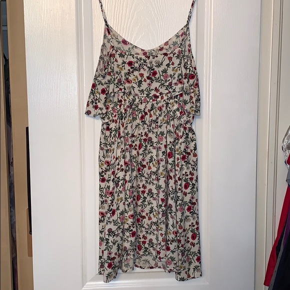 H&M x Coachella Floral Dress - Picture 2 of 6